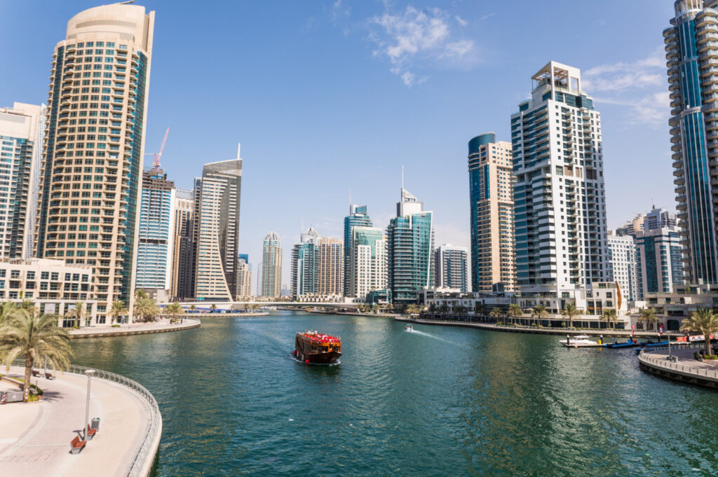 a-view-Dubai-Canal